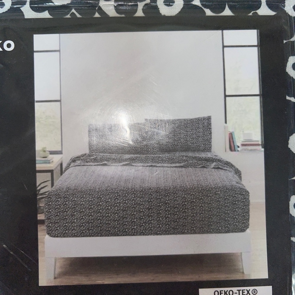 Marimekko Pikkiinen Unikko Design 200TC Cotton 4 Pc King Sheet Set Pakistan NWT - Picture 3 of 8